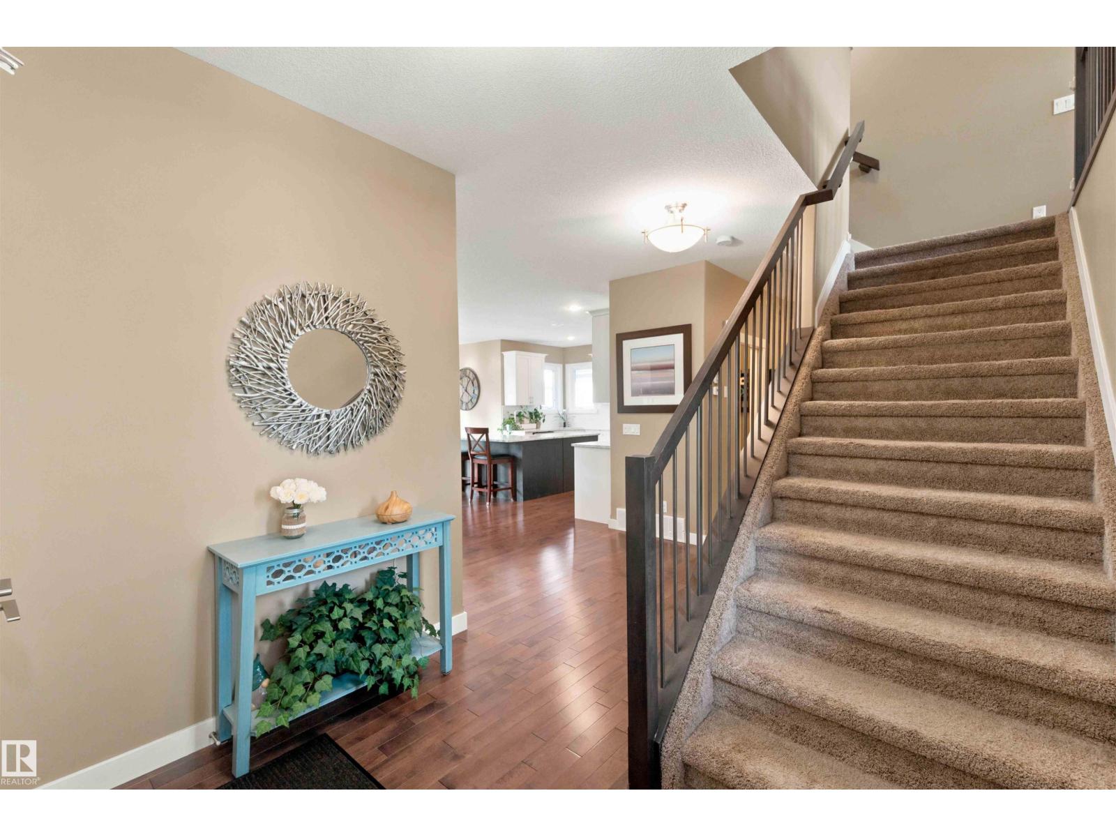 453 MEADOWVIEW DR - Image 6