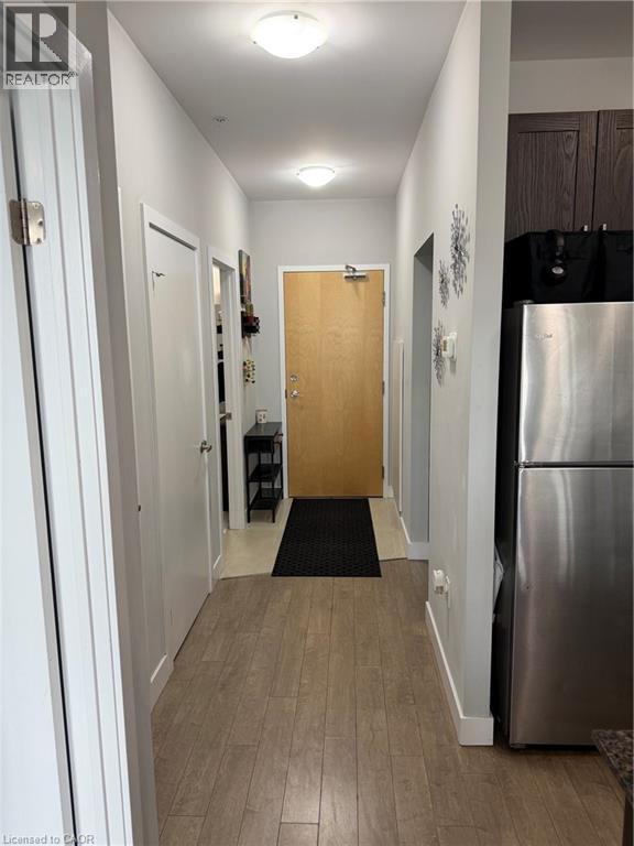#910 100 GARMENT Street - Image 12