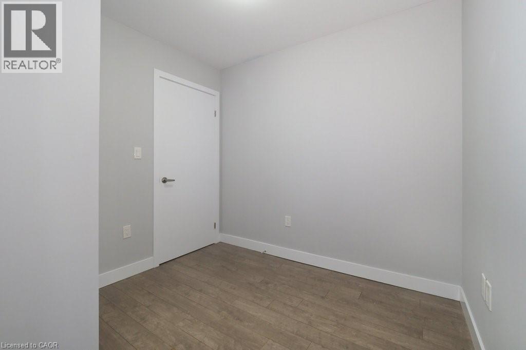 #910 100 GARMENT Street - Image 24