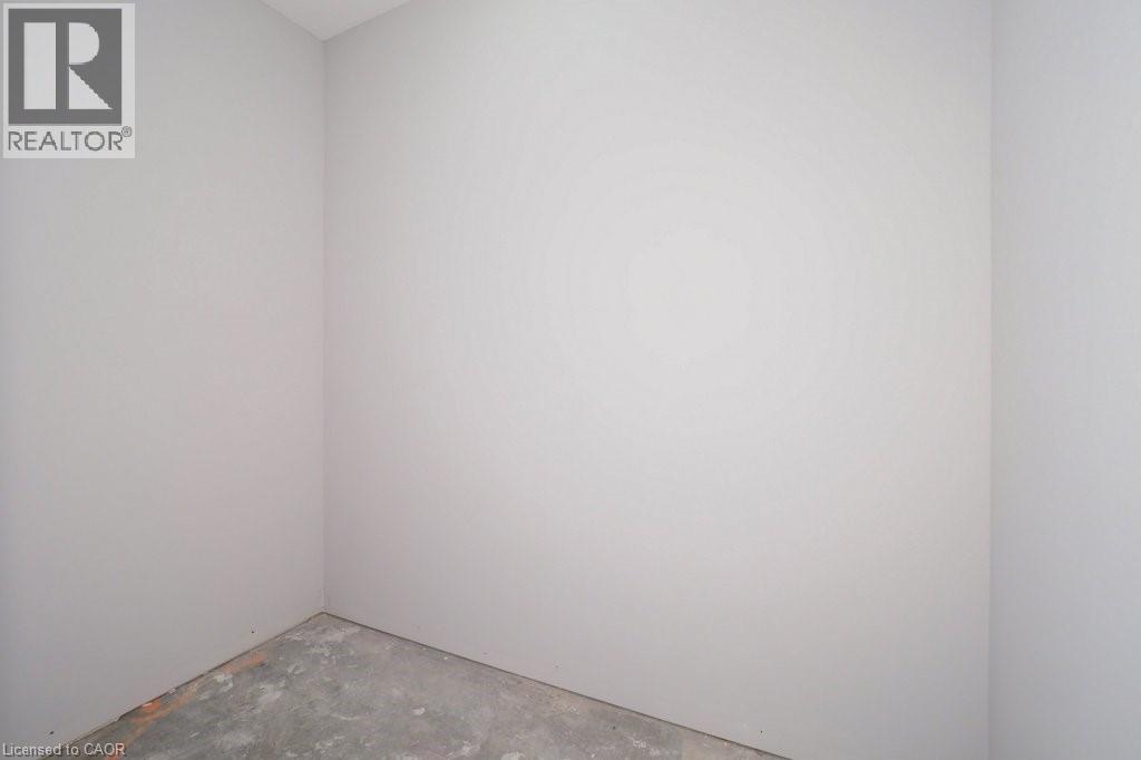 #910 100 GARMENT Street - Image 25