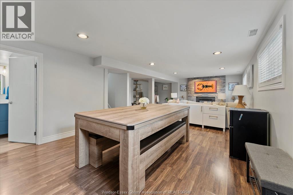 3416 LONGFELLOW - Image 22
