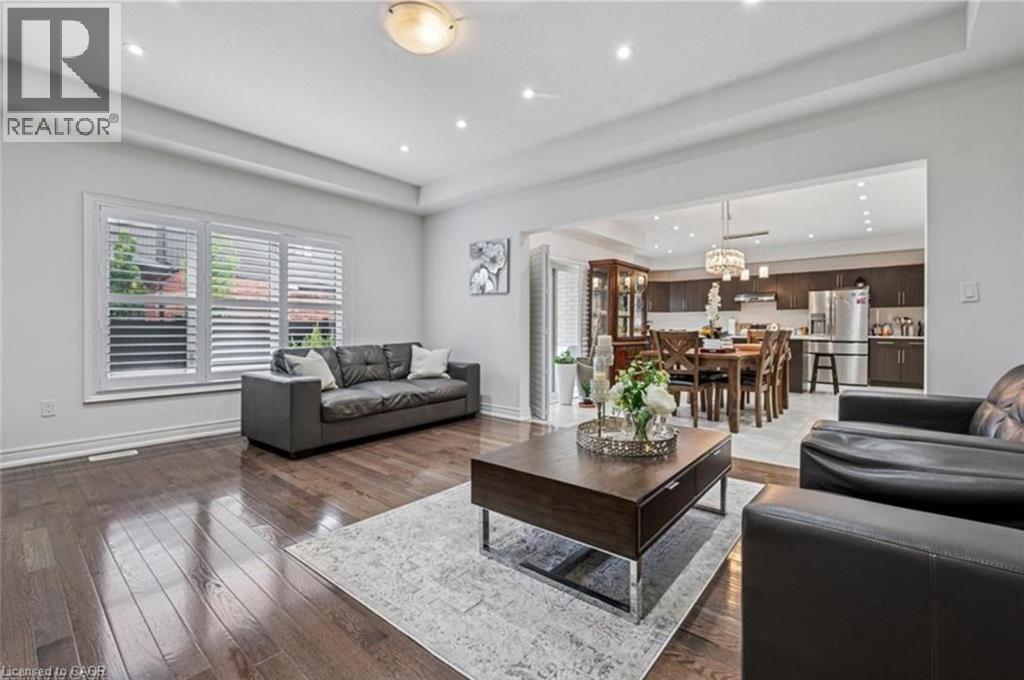 77 EAGLECREST Street - 6