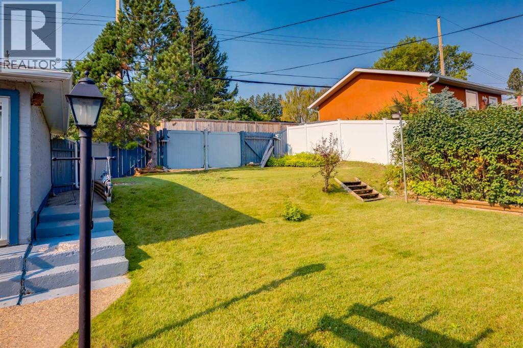 723 Trafford Drive NW - 30