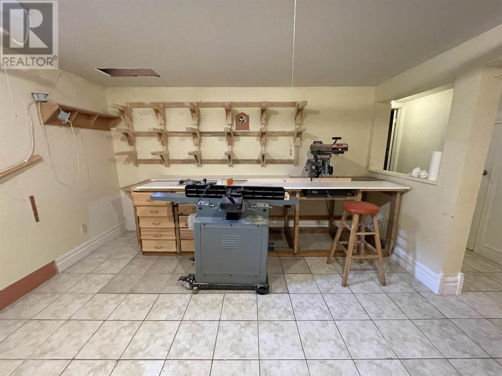 46 Beckett BLVD - Image 19