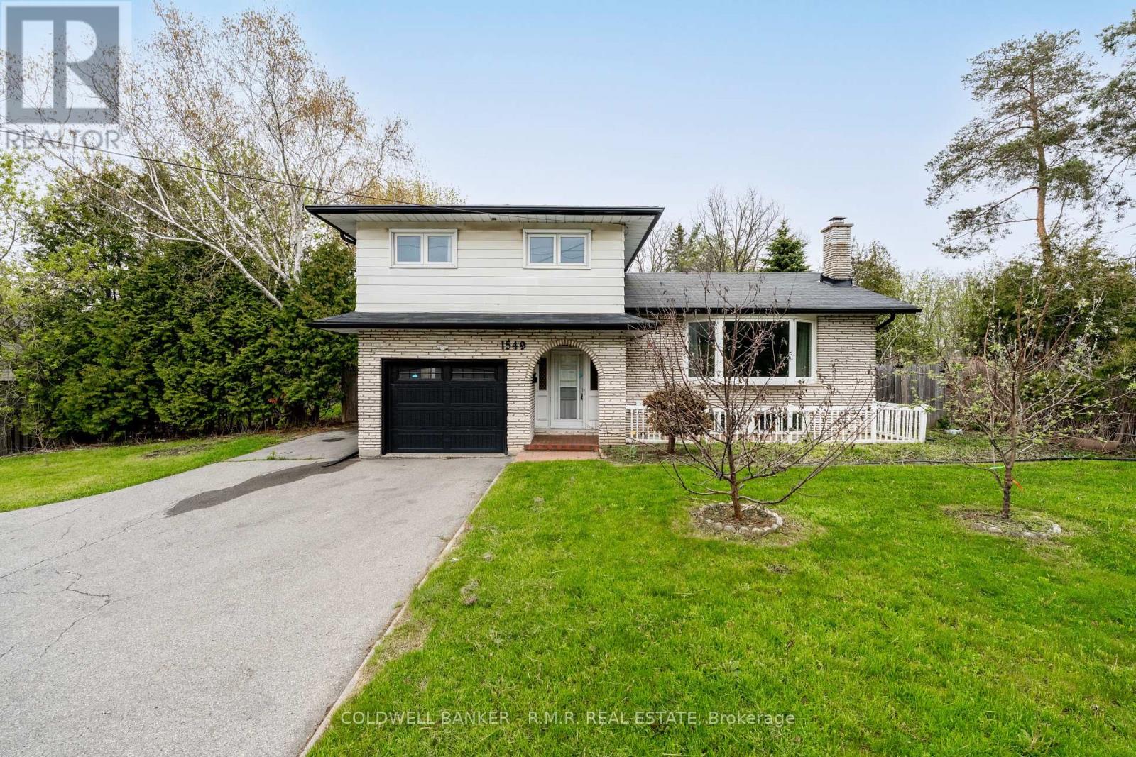 1549 SIMCOE STREET N - 1