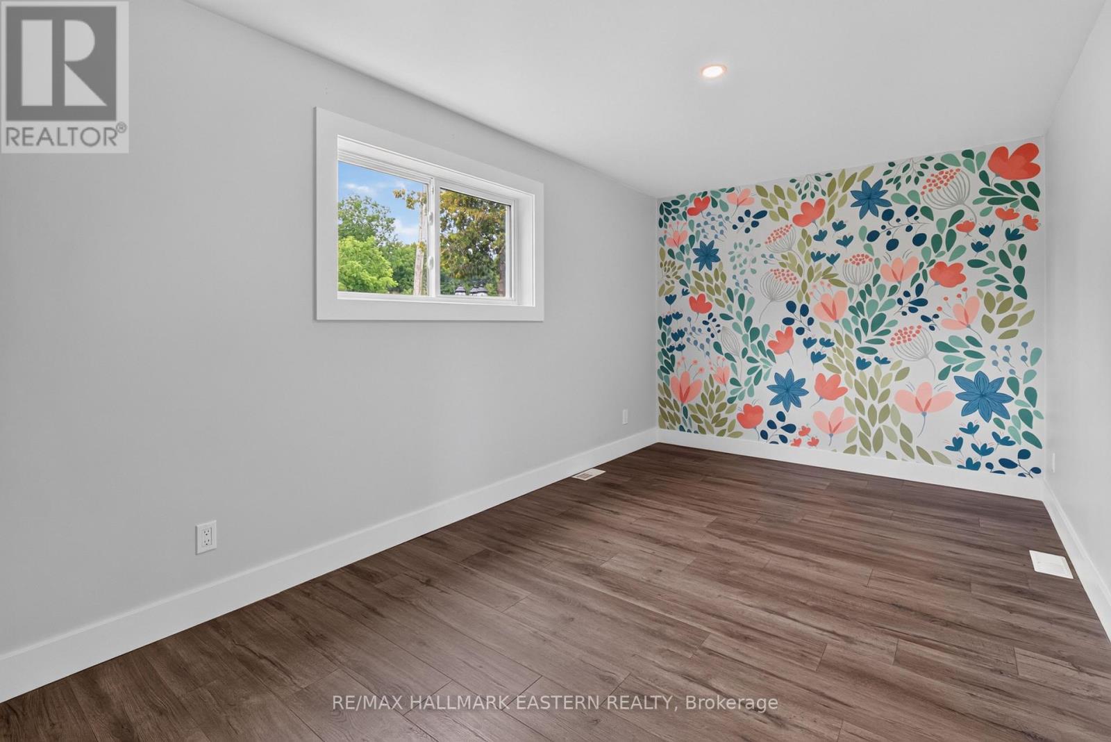 219 NORTH INDIAN ROAD - Image 19