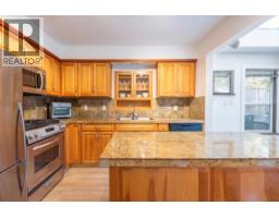 1209 Ridge Court, Coquitlam, BC V3J5M4 Photo 9