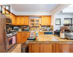 1209 Ridge Court, Coquitlam, BC V3J5M4 Photo 8