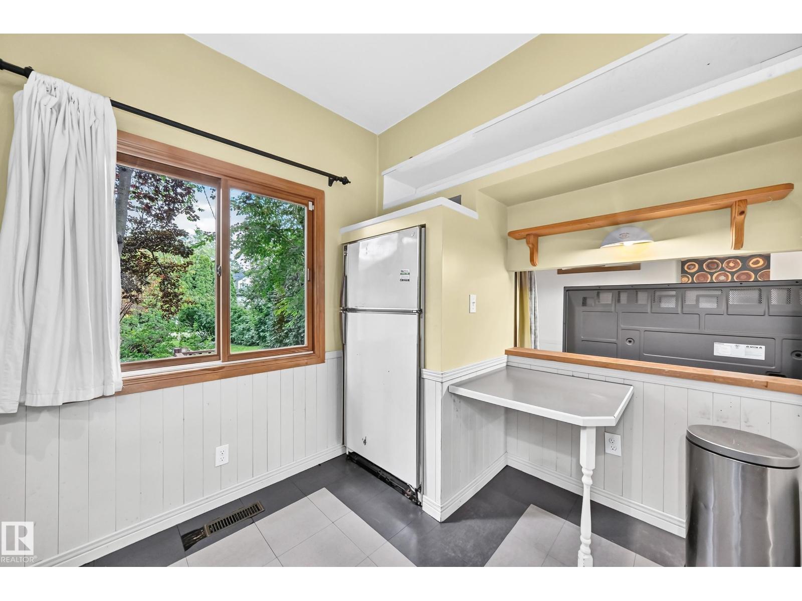 11419 126 ST NW - Image 10