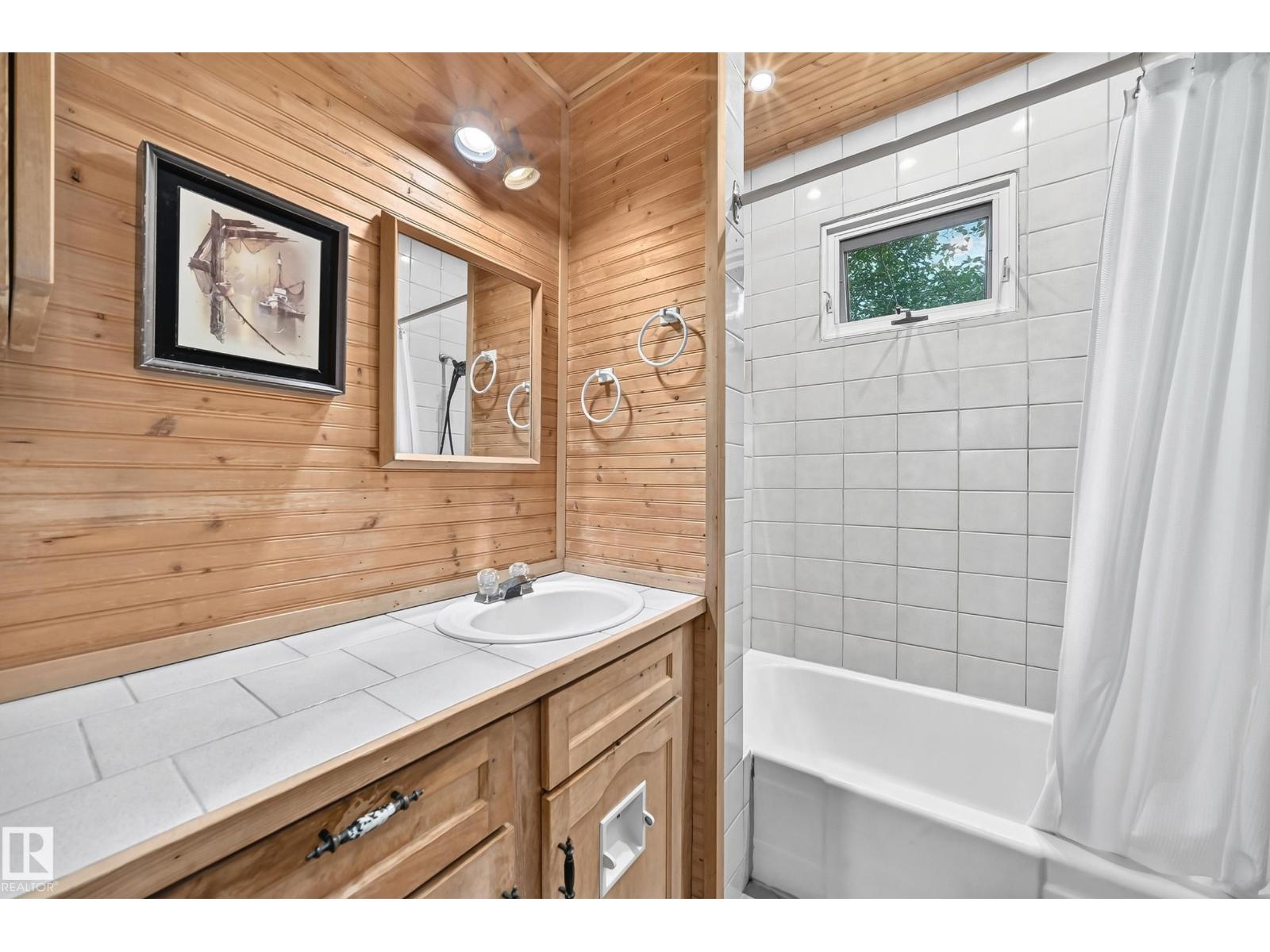 11419 126 ST NW - Image 24