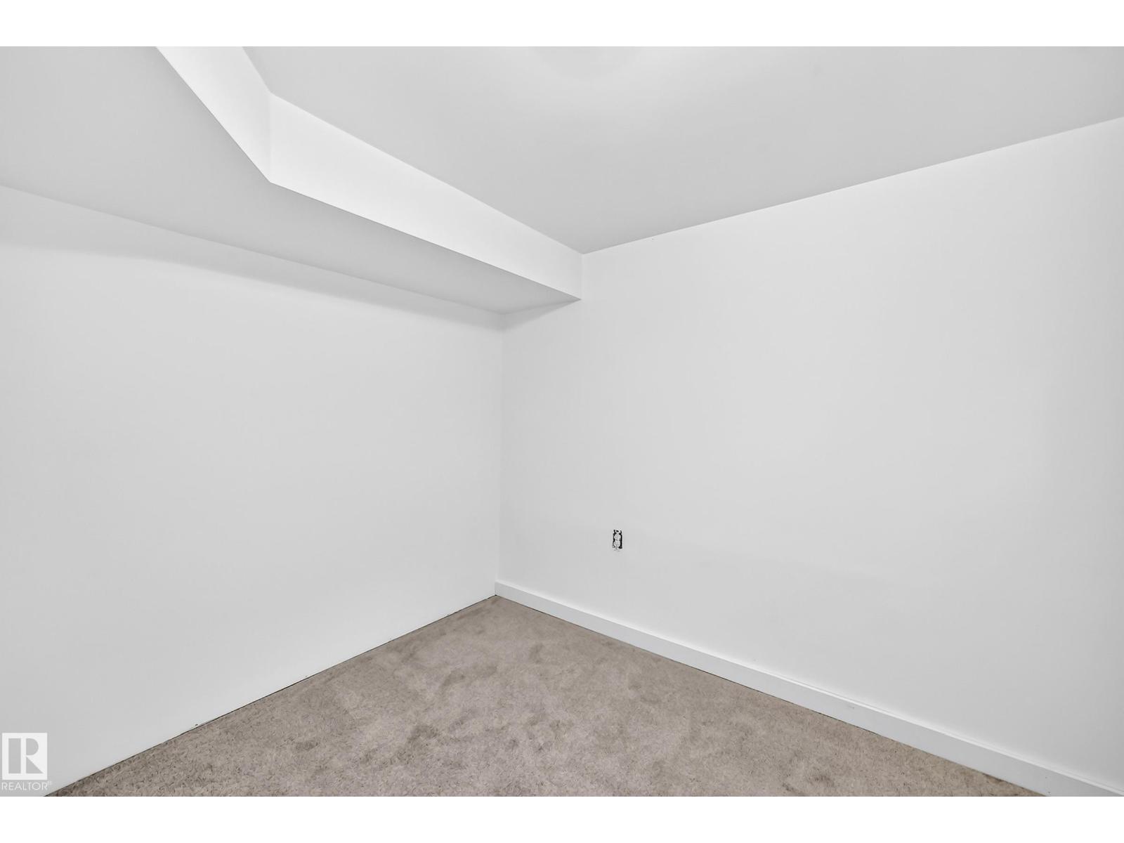 11419 126 ST NW - 37