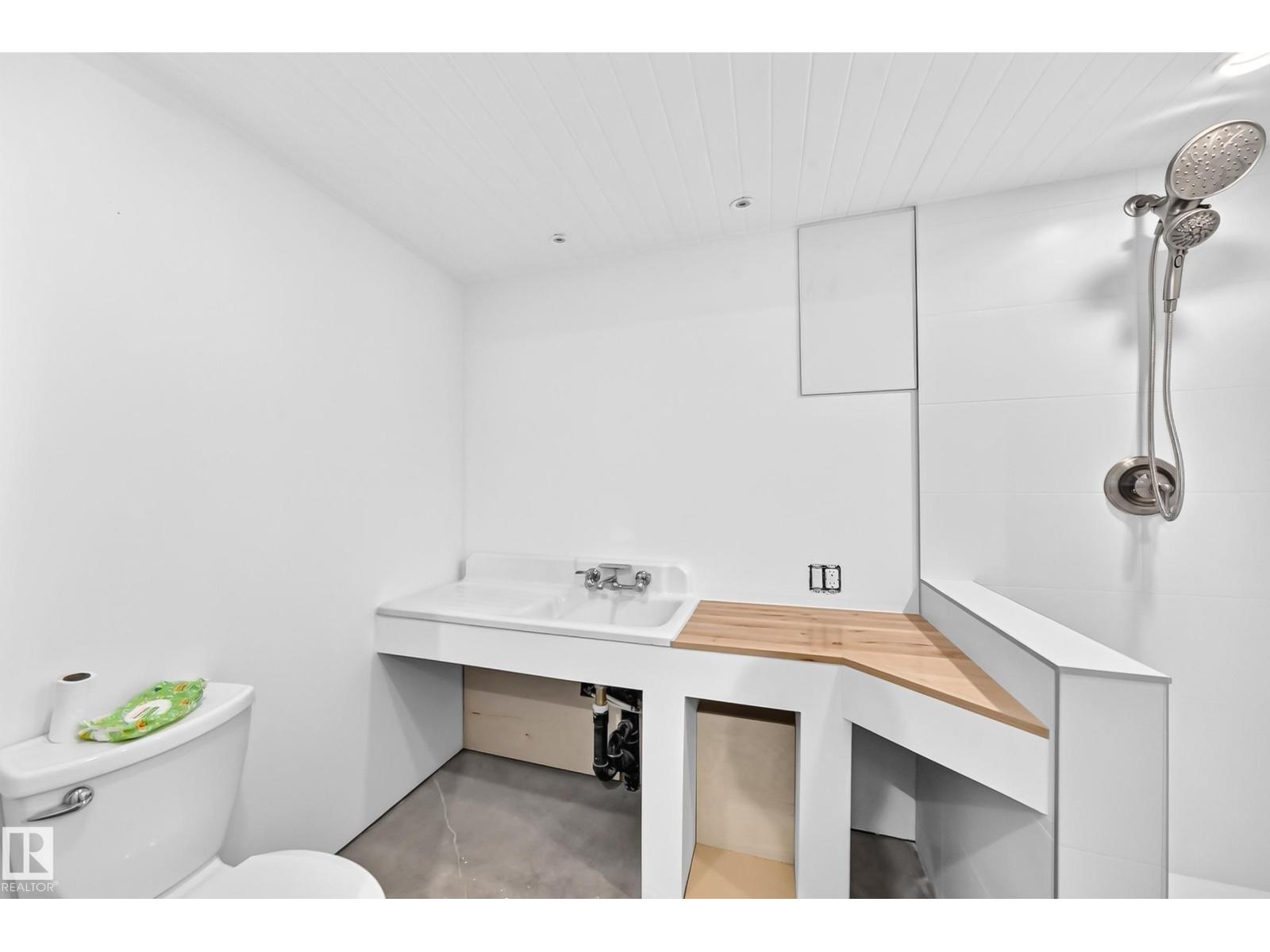 11419 126 ST NW - 39
