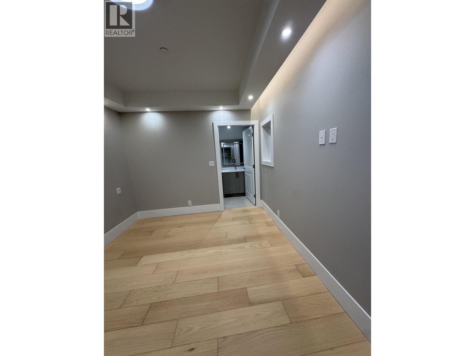 2 Bed, 3 Bath House for Rent in Vancouver – 3-4690 W 6 AVENUE, Vancouver – MLS# R3158036 - Image 10