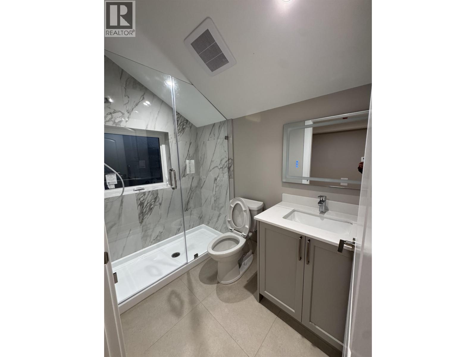 2 Bed, 3 Bath House for Rent in Vancouver – 3-4690 W 6 AVENUE, Vancouver – MLS# R3158036 - Image 6