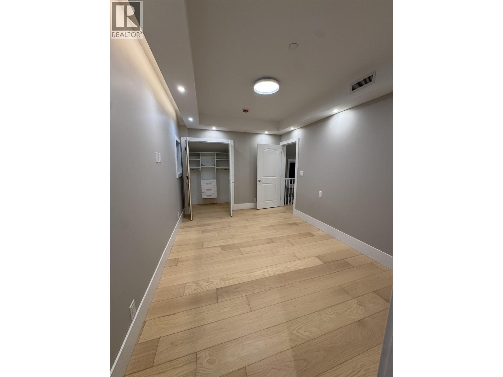 2 Bed, 3 Bath House for Rent in Vancouver – 3-4690 W 6 AVENUE, Vancouver – MLS# R3158036 - Image 8