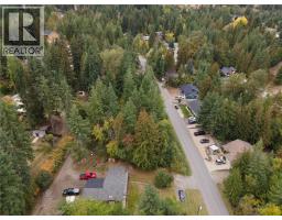 48 Centennial Drive, Blind Bay, BC V0E1H1 Photo 8