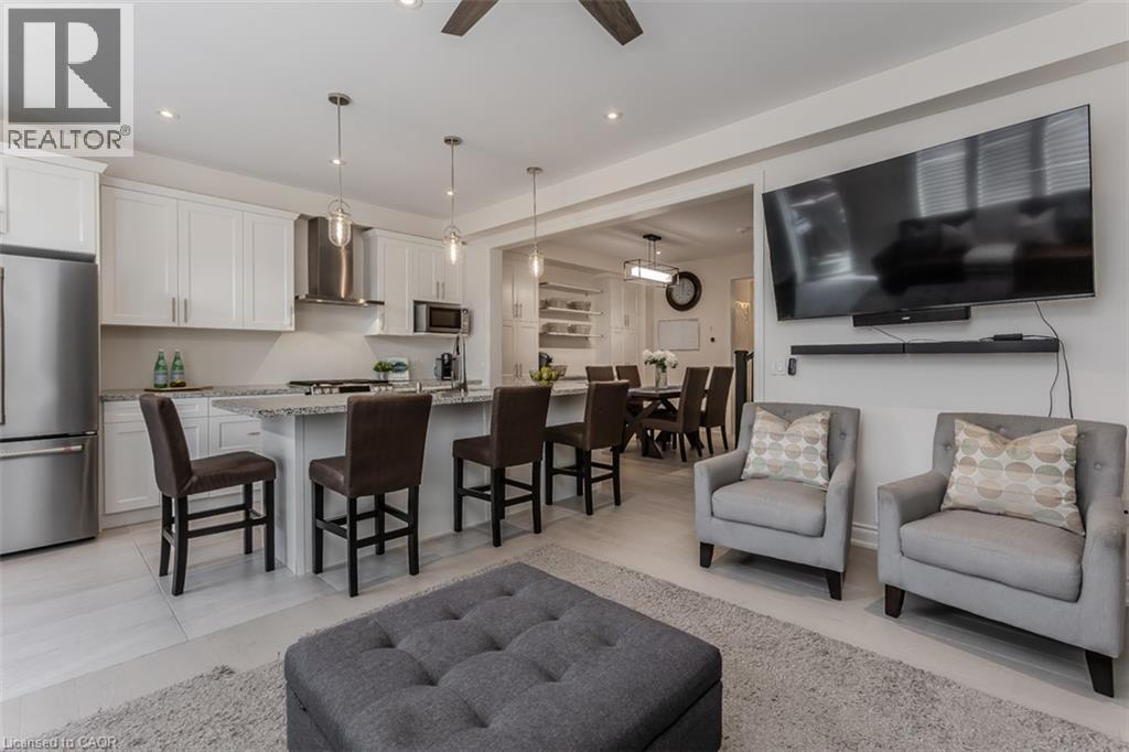 11 COOLEY Grove - Image 25