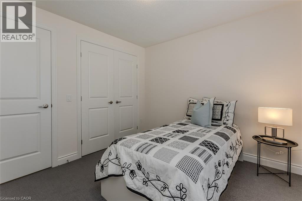 11 COOLEY Grove - Image 37