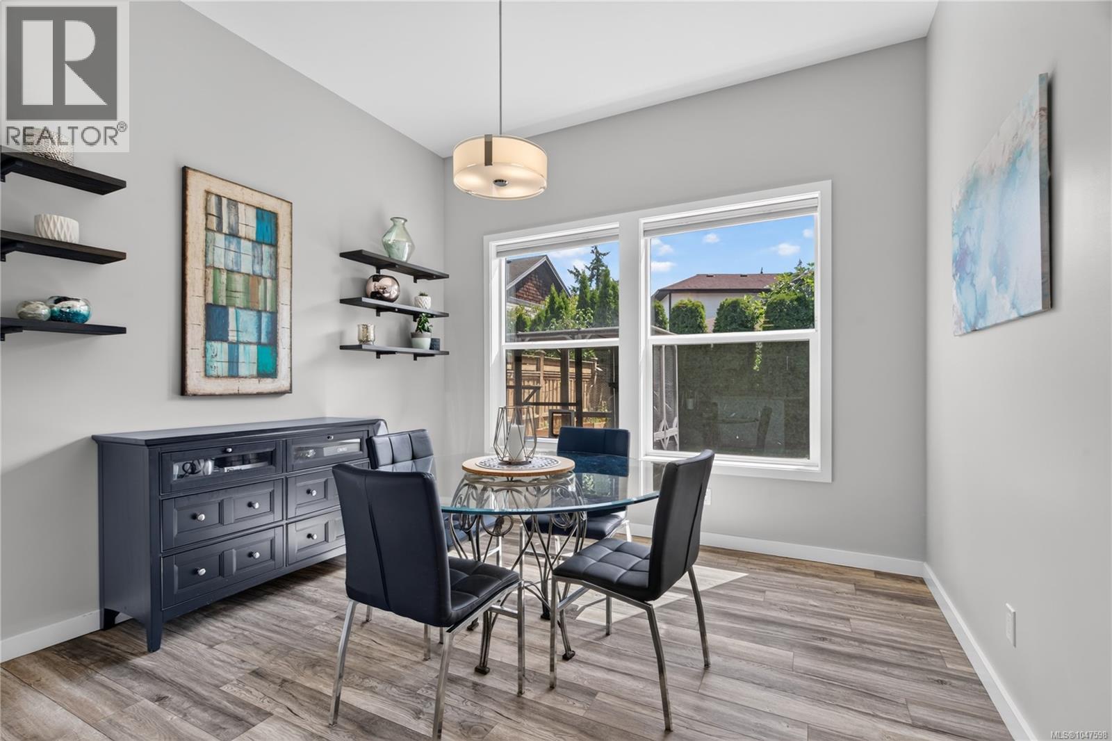 923 Randall Pl, Langford