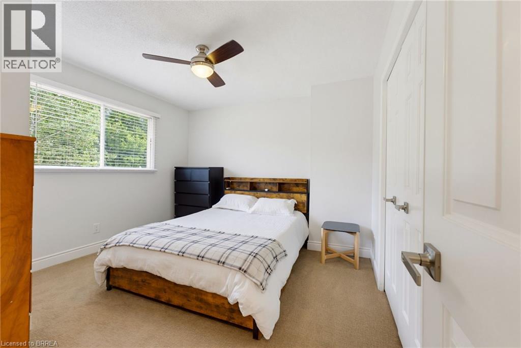 46 GARDEN Crescent - Image 5
