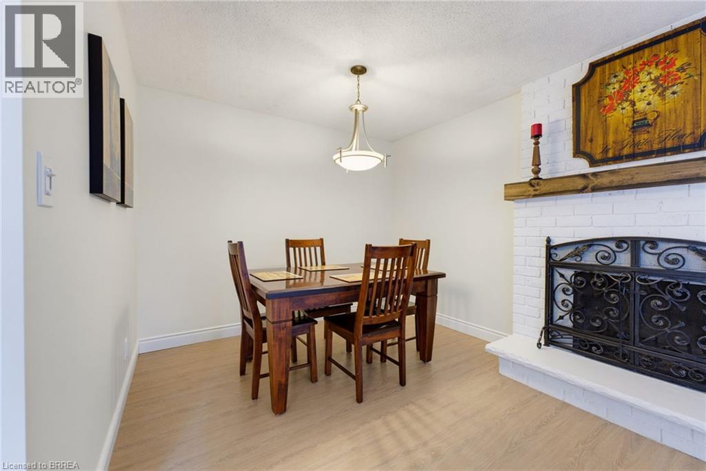 46 GARDEN Crescent - 20