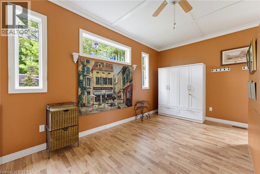 46 GARDEN Crescent - Image 19
