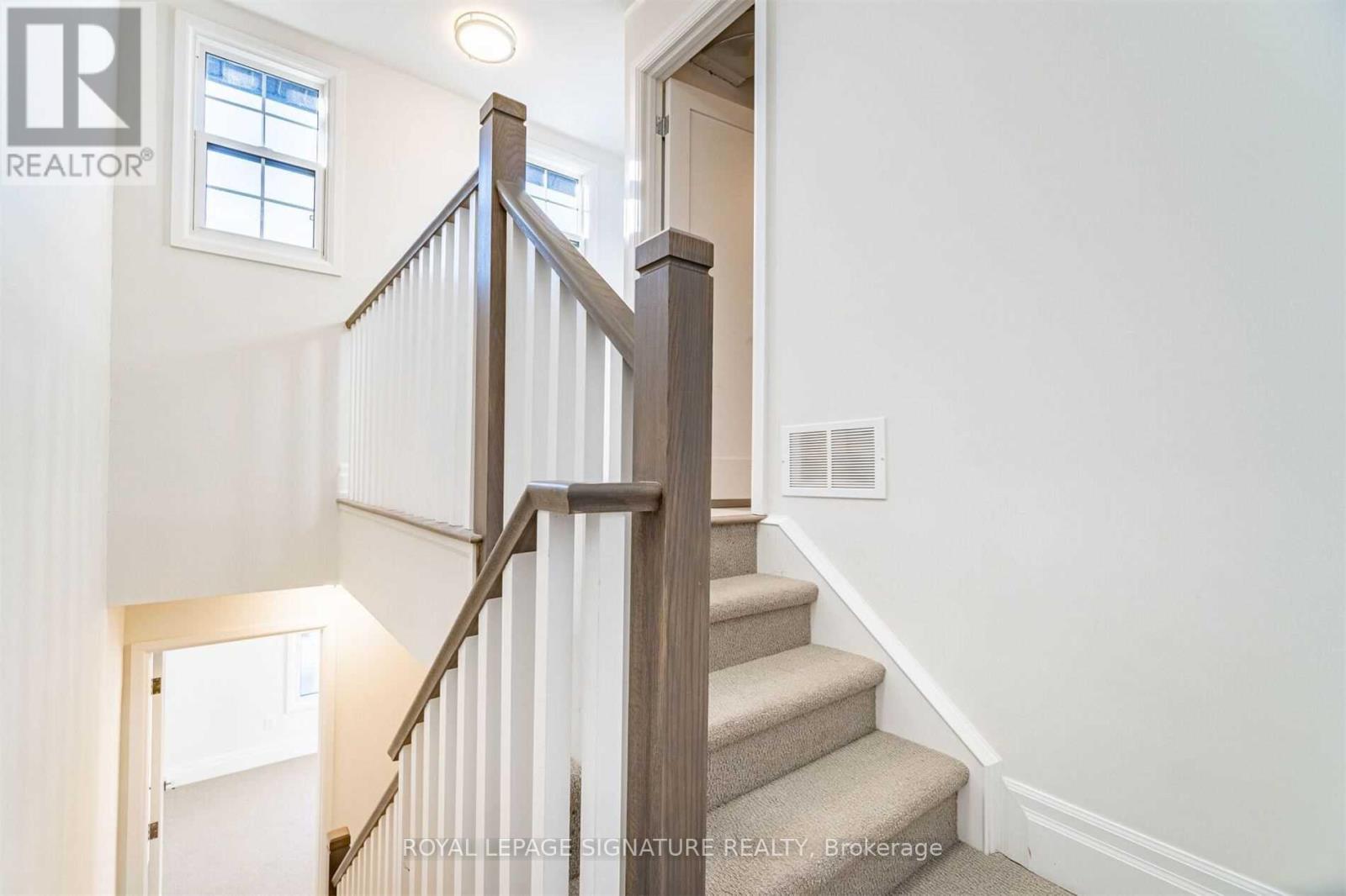 #202 760 LAKESHORE ROAD E - 15
