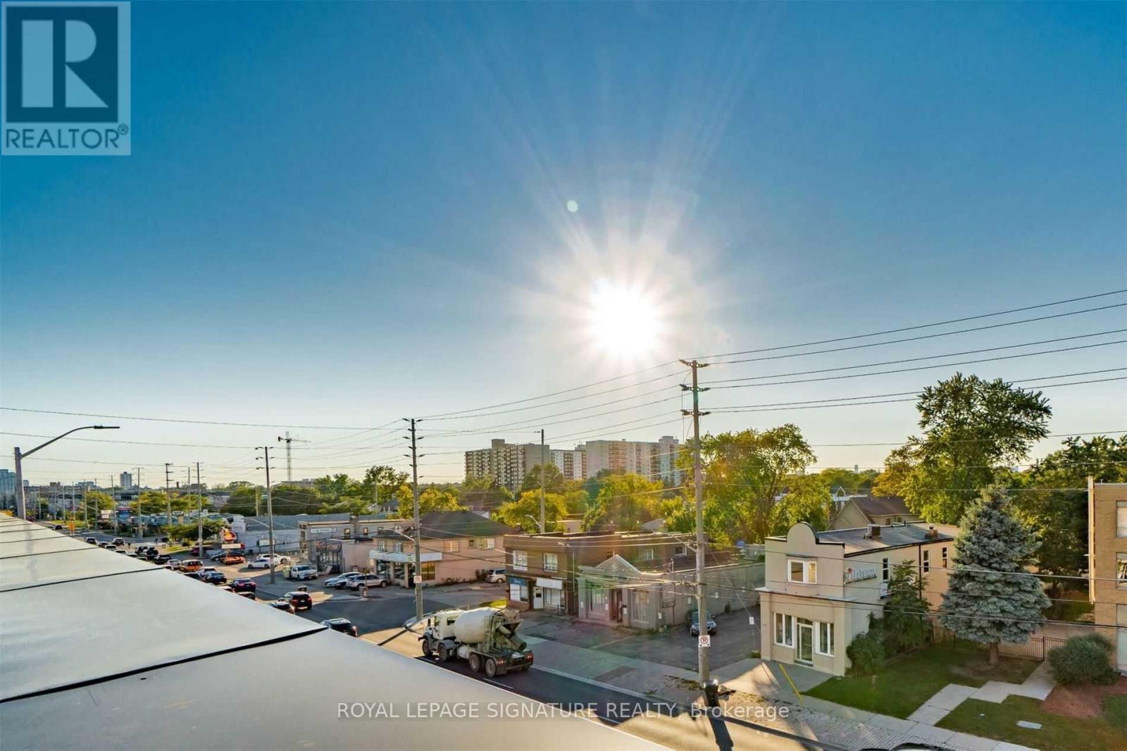 #202 760 LAKESHORE ROAD E - 19