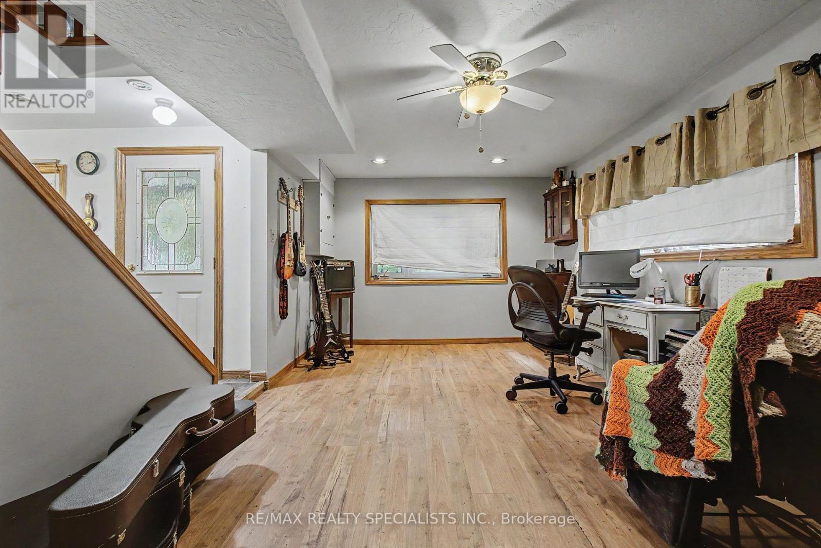 168 ASMUS STREET - Image 18
