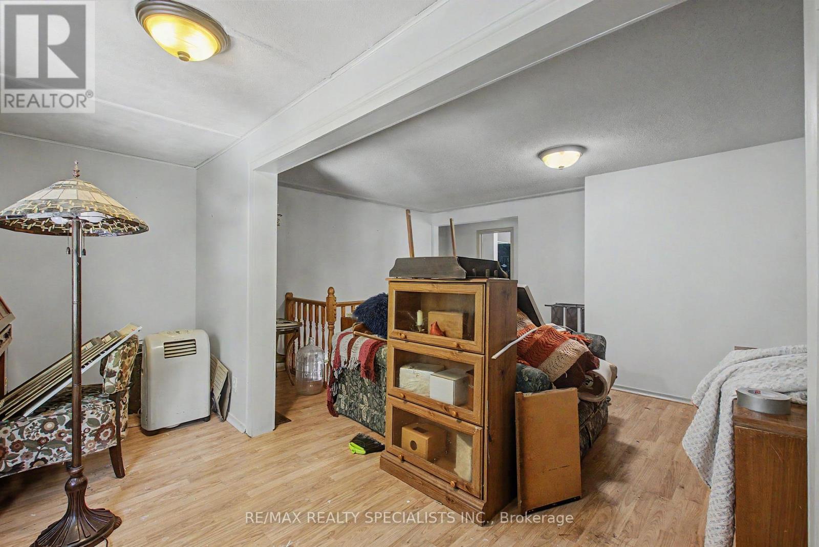 168 ASMUS STREET - Image 29