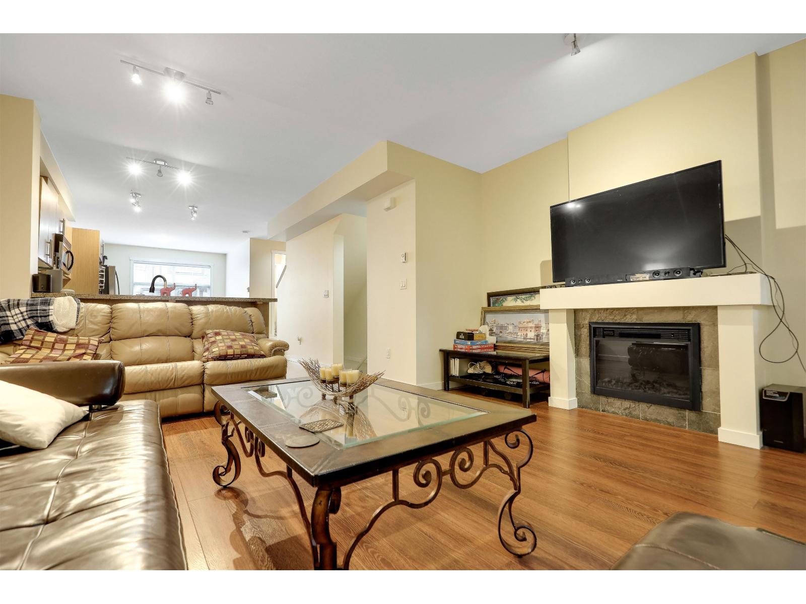 3 Bed, 3 Bath House for Sale in Surrey – 49 6123 138 STREET, Surrey – MLS# R3157981 - Image 9