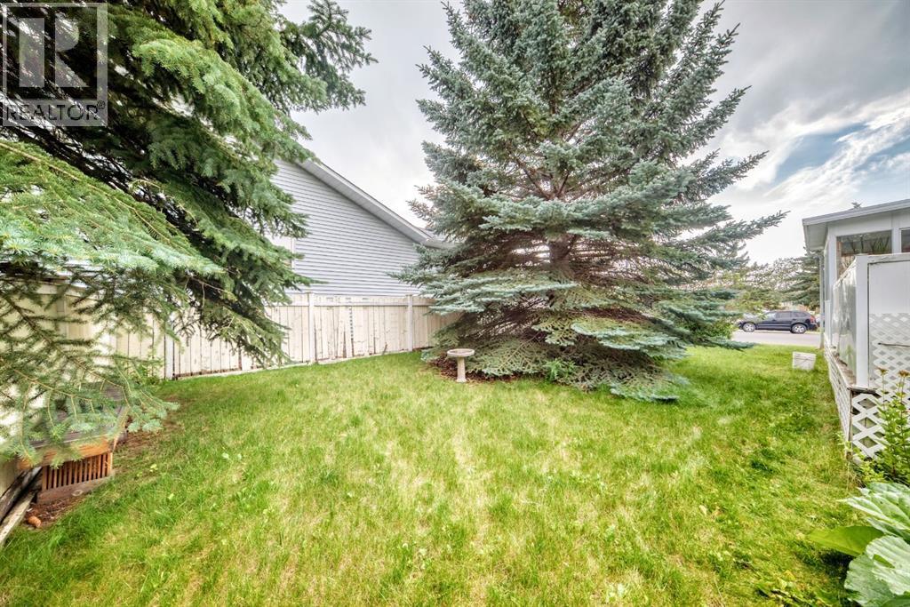 272 Woodside Road NW - 39