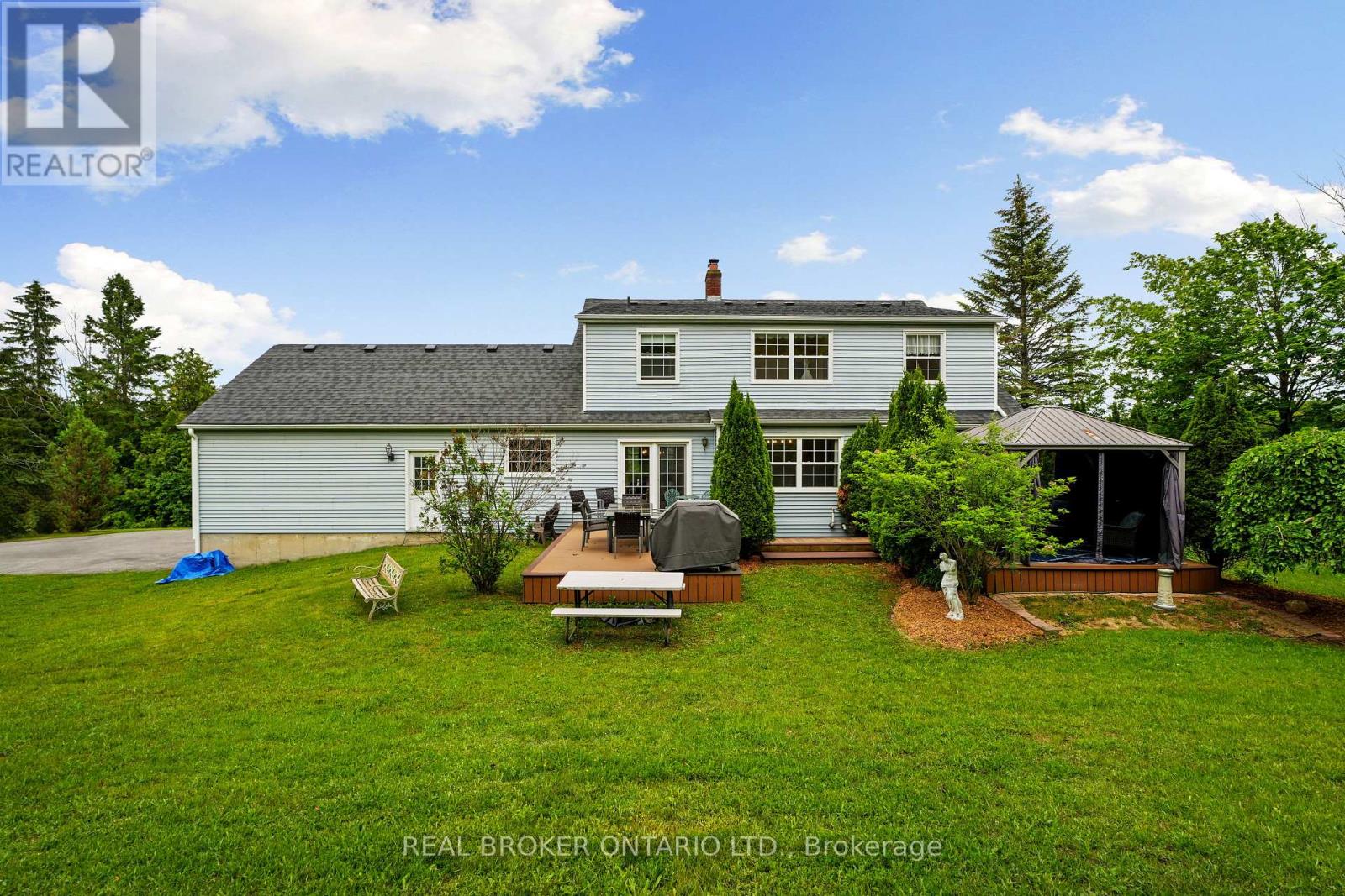 462 FRANKLIN DRIVE - 37