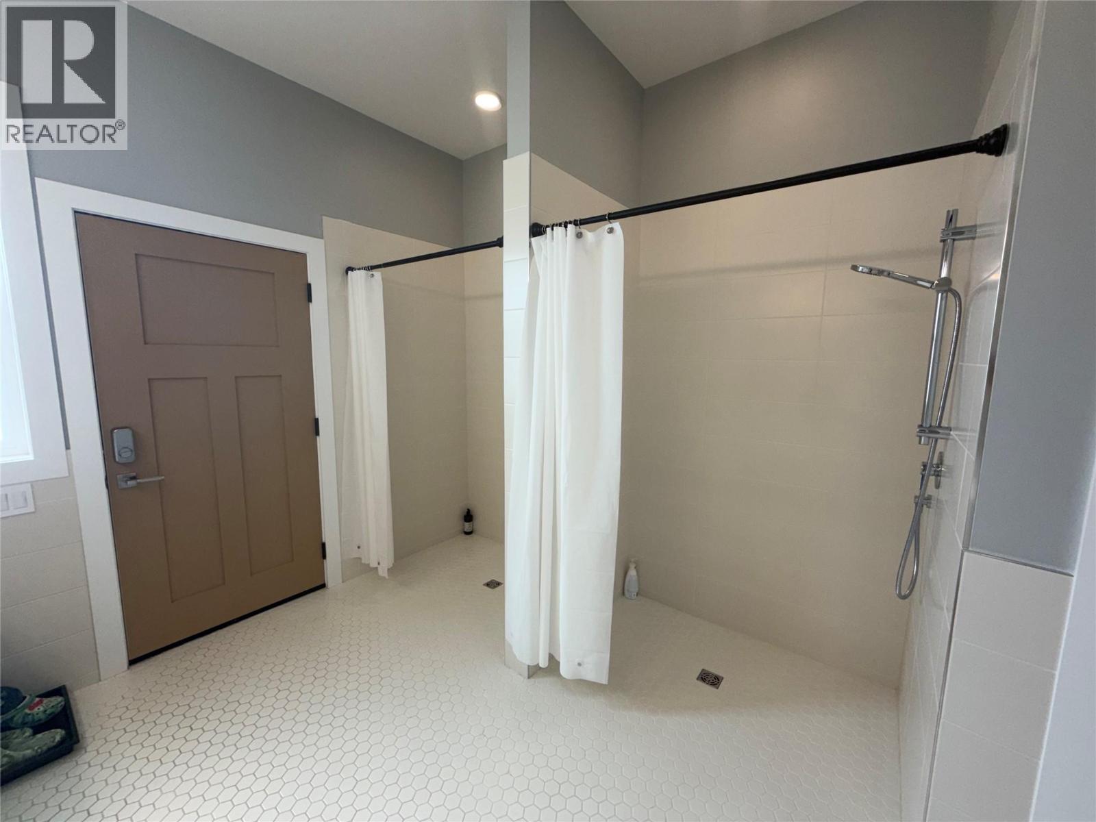 628 Hart Place, Vernon