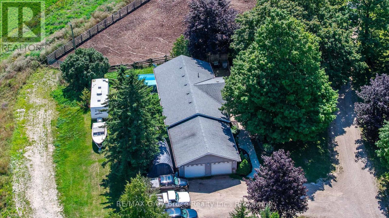 21486 GREY 16 ROAD - Image 11