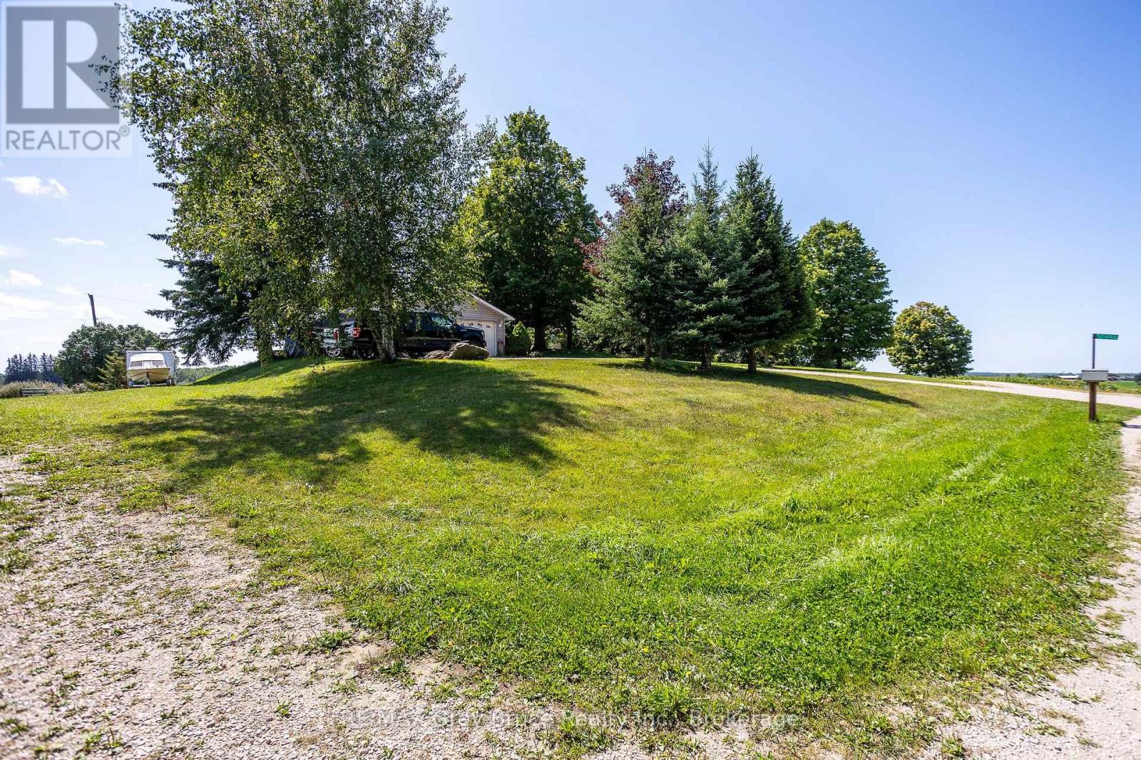 21486 GREY 16 ROAD - Image 24