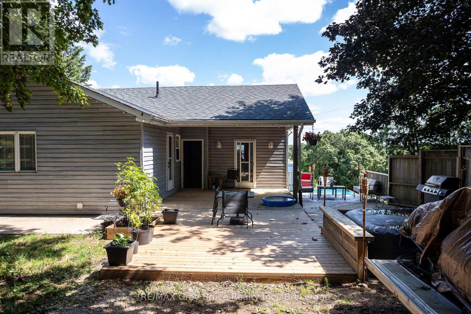 21486 GREY 16 ROAD - Image 26