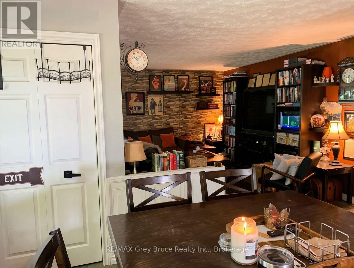21486 GREY 16 ROAD - Image 7
