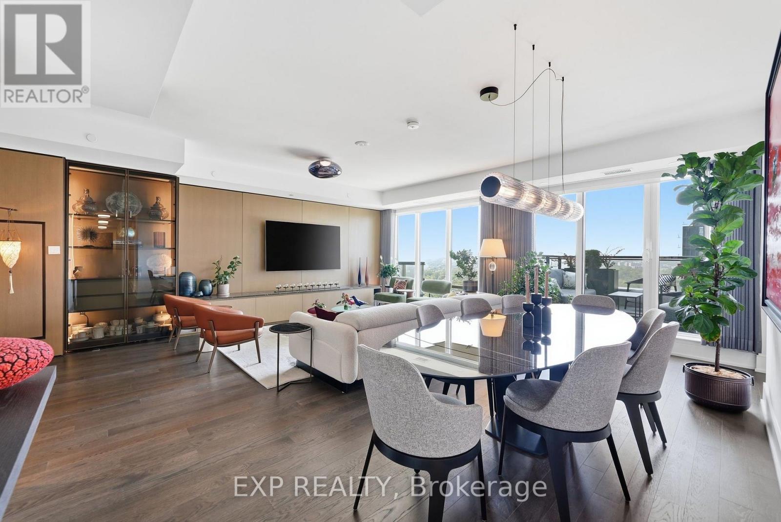Photo of 30 Inn On The Park Drive