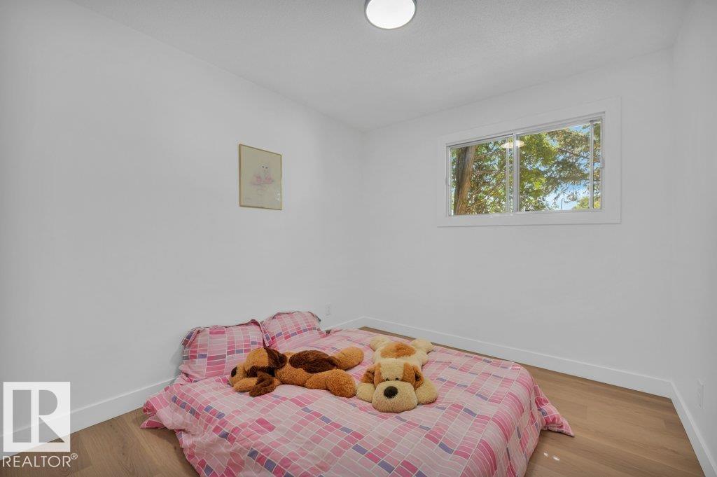 899 ALDER AV - Image 22