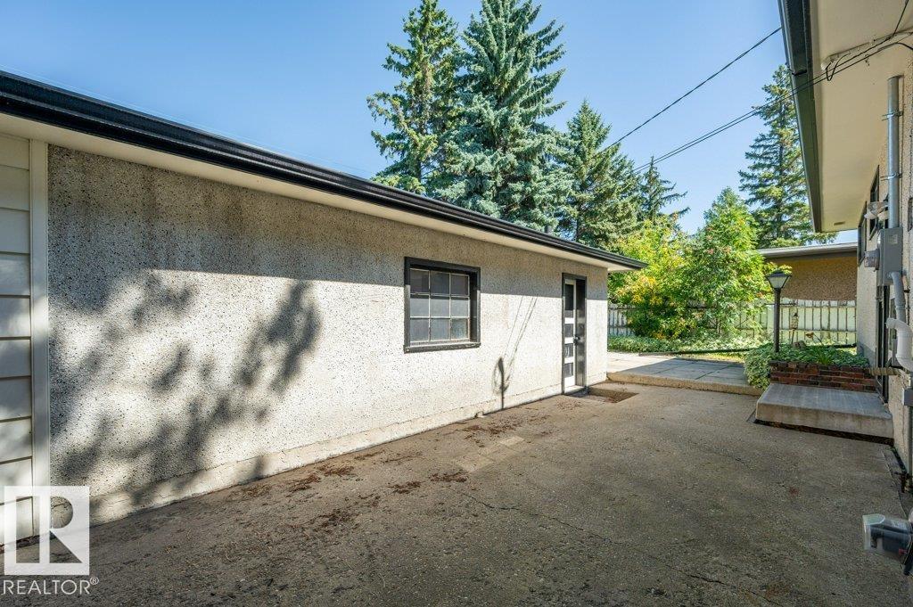 899 ALDER AV - Image 44
