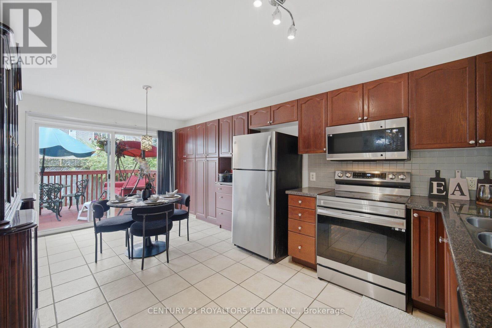 41 IRENE DRIVE SE - Image 18