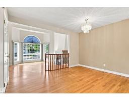 #1 3311 58 St Nw, Edmonton, AB T6L6X3 Photo 11