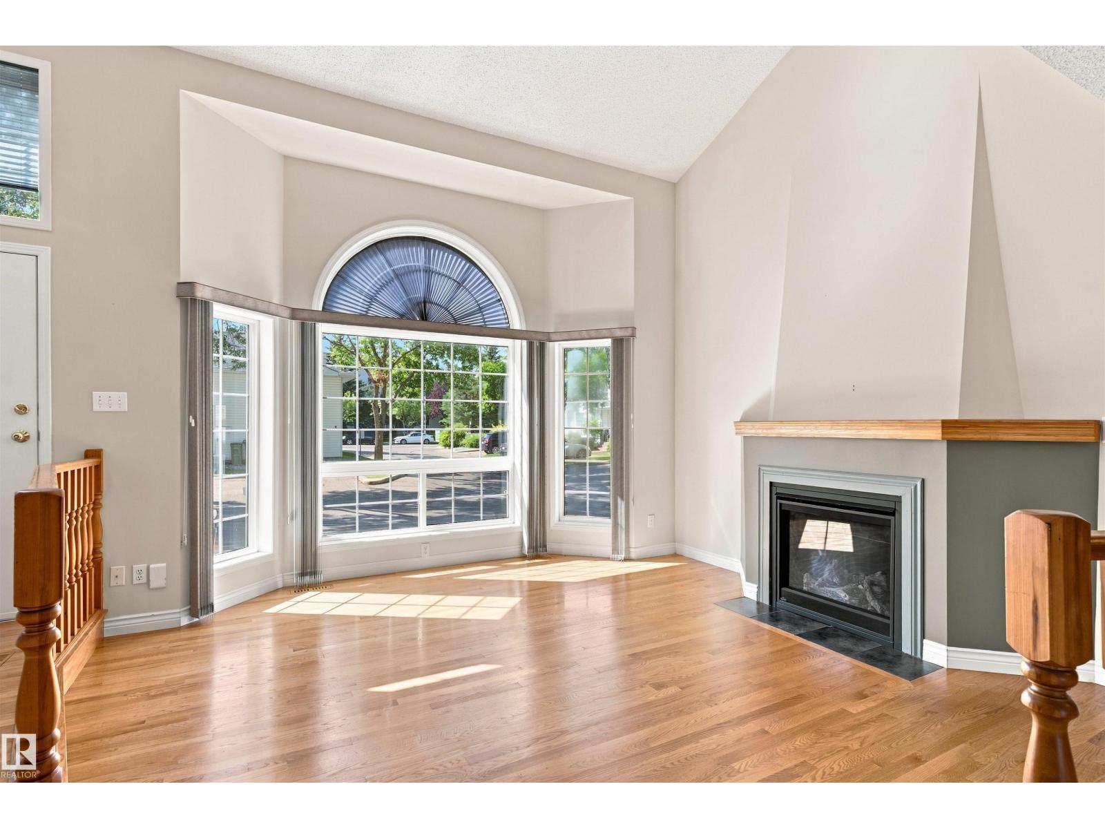 #1 3311 58 ST NW - 5