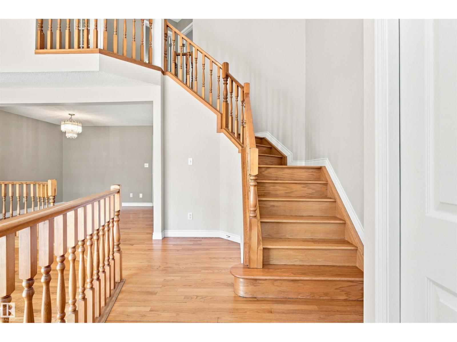 #1 3311 58 ST NW - Image 4