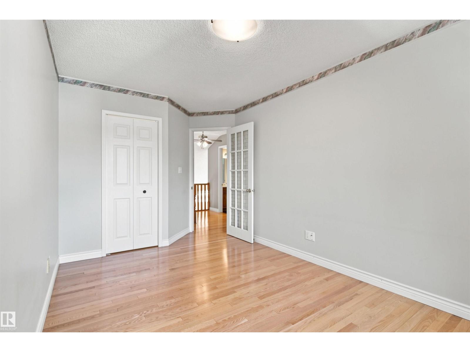 #1 3311 58 ST NW - 32