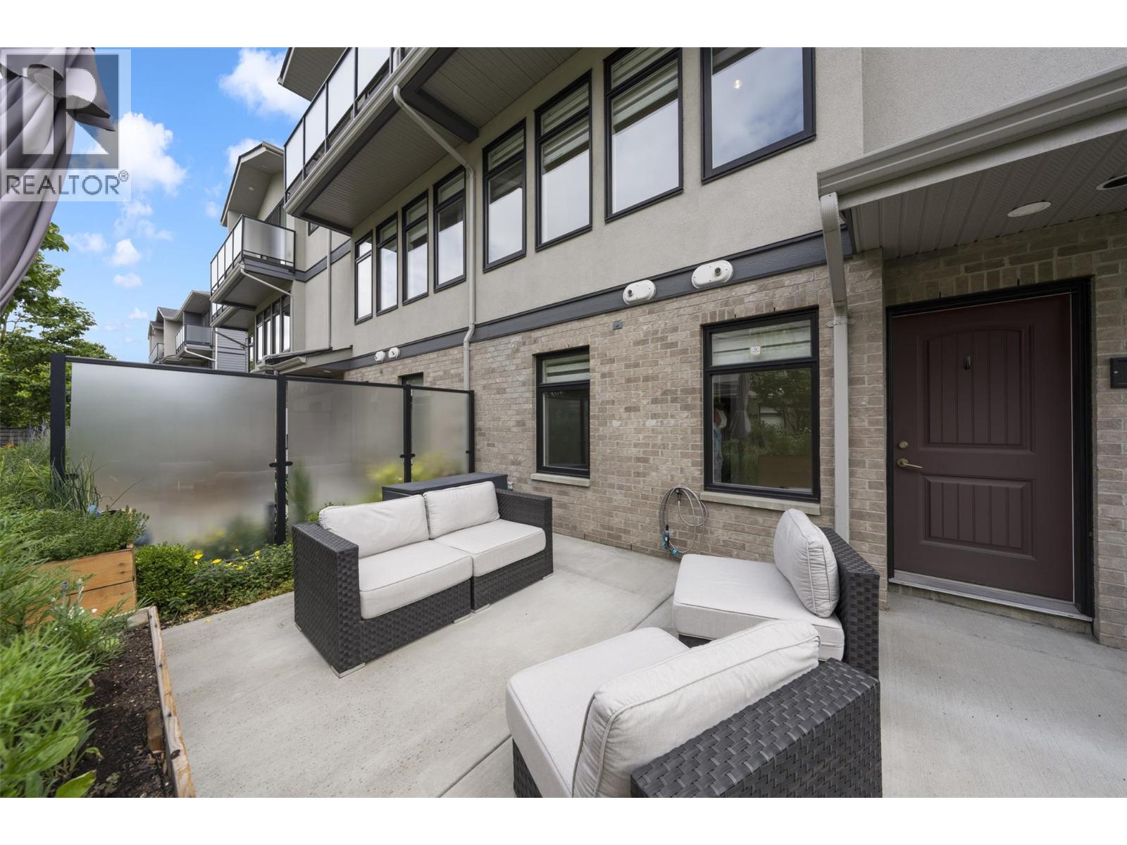 144 1102 Cameron Avenue, Kelowna