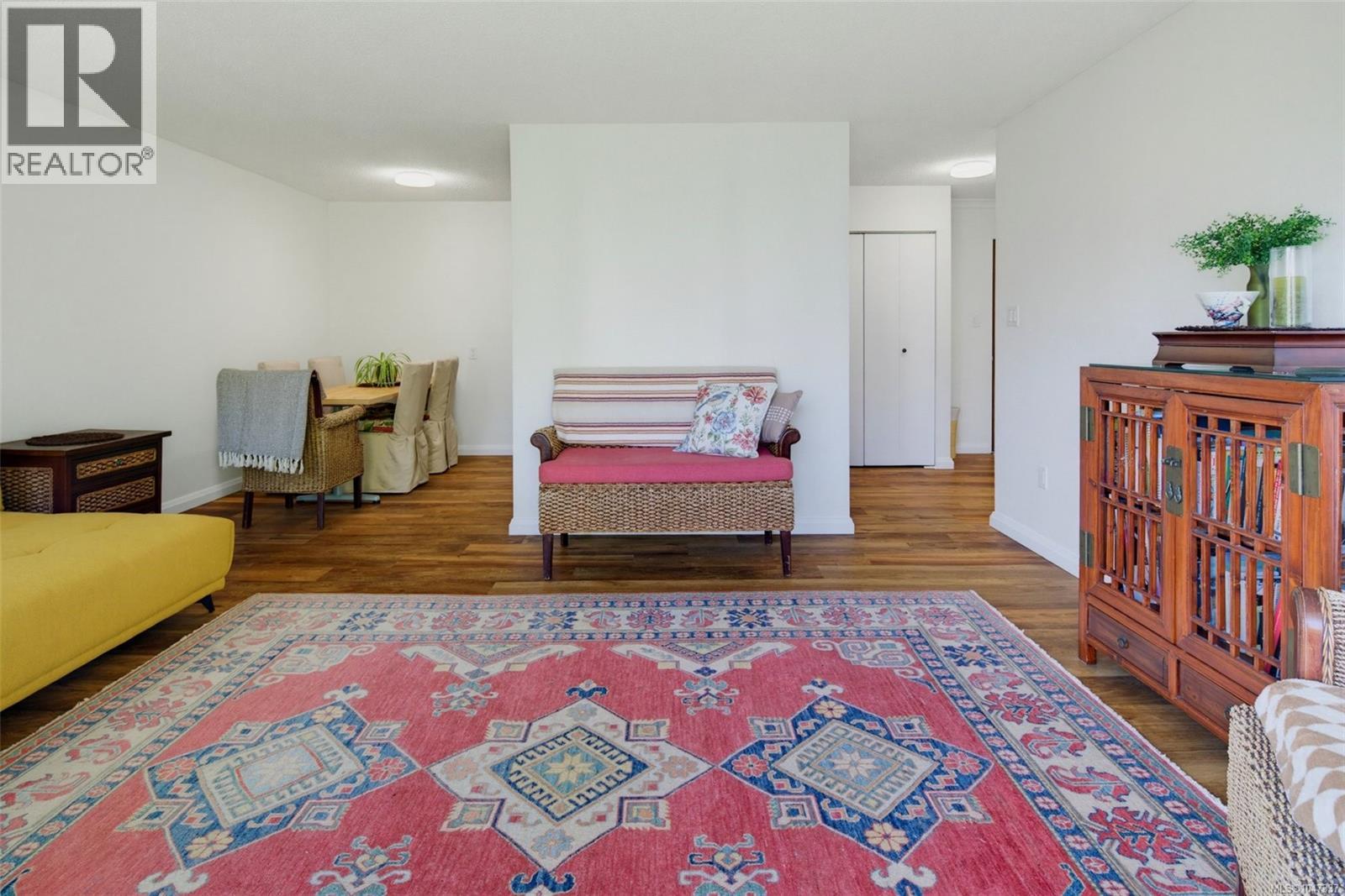 307 305 Michigan St, Victoria