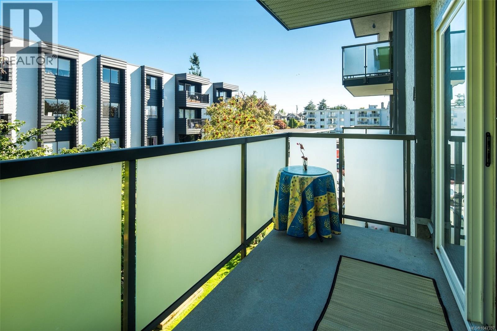 307 305 Michigan St, Victoria