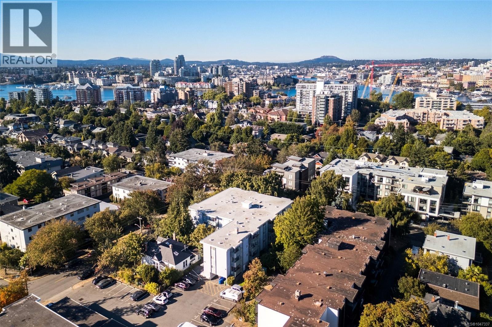 307 305 Michigan St, Victoria